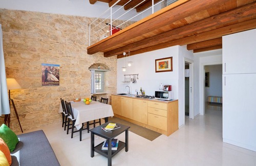 Ragusa Resort | Gattopardo, holiday home with view in a resort with swimming pool