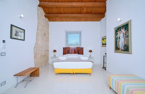 Ragusa Resort | Gattopardo, holiday home with view in a resort with swimming pool