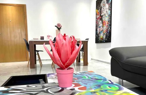 Gauthier Apartment | Gauthier Living 06-Colorful 2 Bedroom in the heart