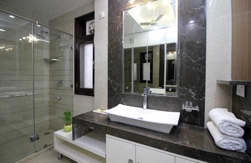 Sector 39 Hotel | Gazebo Inn And Suites