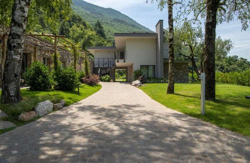 Bolognano-Vignole Apartment | Gazzi Apartments 'Panoramic & Relaxing'