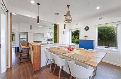 North Geelong House | Geelong Oasis, spacious nest