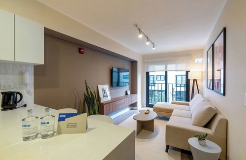 Barranco Apartment | geko| Brulee 1BR in Barranco near Malecon w/pool