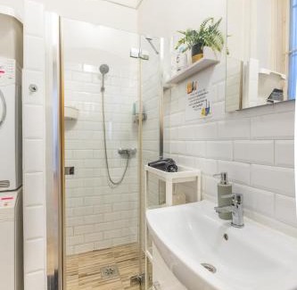 Palace District House | Gellerico Rooms at Rákóczi Square