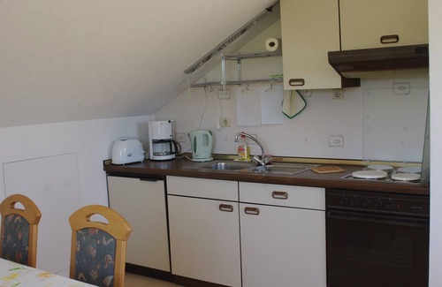 Nagel Apartment | Gemütliche 65qm Ferienwohnung mit Terrasse, naturnah