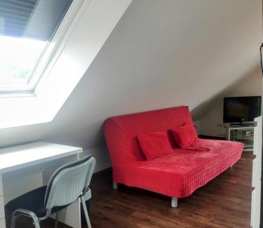 Munzingen House | Gemütliches privates Zimmer mit Bad in Freiburg