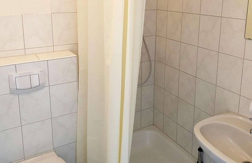 Emden Apartment | Gemütliches Monteur- / Gästezimmer in Emden mit Bad & Wlan