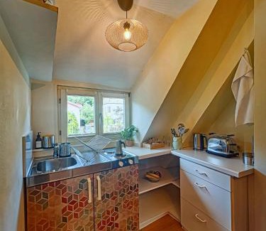 Gelnhausen Apartment | Gemütliches Studio - Dachwohnung mit Blick über das Kinzigtal