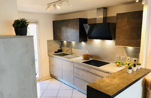 Gruissan House | Generous exclusive holiday home in a dream location right on the beach with great views