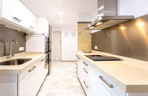 Santa Cruz Apartment | Genteel Home San Fernando