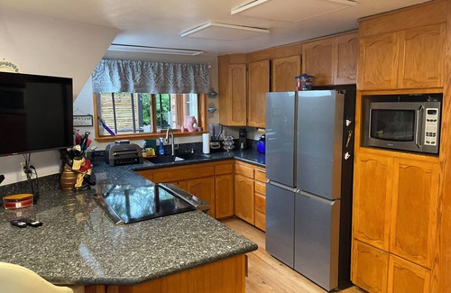 South Hill House | Geodesic Dome Away from Home in the Woods