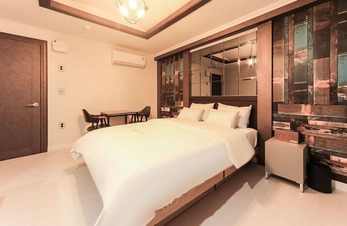 Somun Hotel | Geojedo Gohyeon Aplus