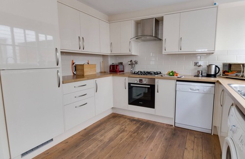 Weymouth Cottage | George's House