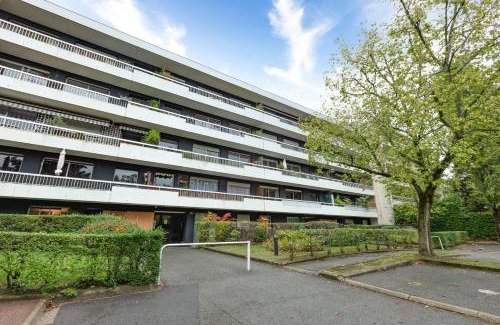 Chatenay-Malabry Apartment | Georges Sand