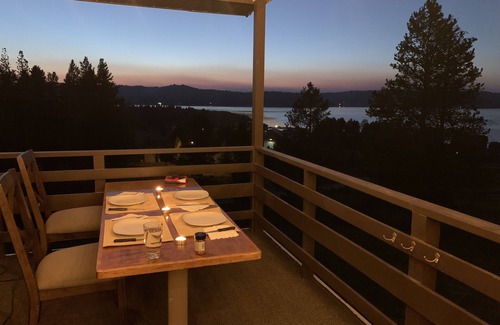 Georgetown House | Georgetown Lake Lookout - Amazing Lake Views and Year-Round Fun!