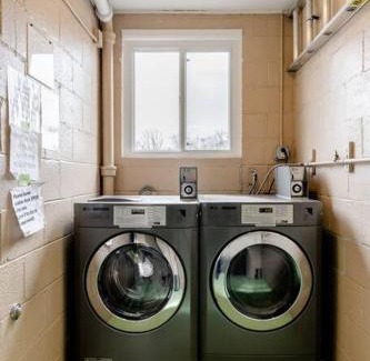 Fairview Park Apartment | Georgetown Villas Nice Valley 3-4c & Creek Views!