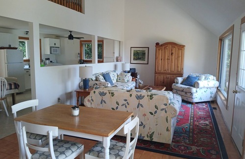 Georgian Bluffs Cottage | Georgian Bay Waterfront Home/Cottage: Spectacular Escarpment and Island Views