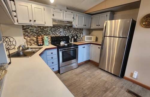 Wagoner House | Georgie's Getaway! Beautiful stay on 6 acres just minutes from the lakeside