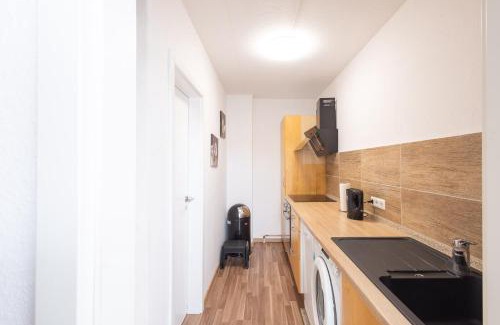 Tiefenbroich Apartment | Geräumige Monteurwohnung in Ratingen mit WLAN und Parkplatz