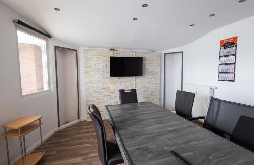 Tiefenbroich Apartment | Geräumige Monteurwohnung in Ratingen mit WLAN und Parkplatz