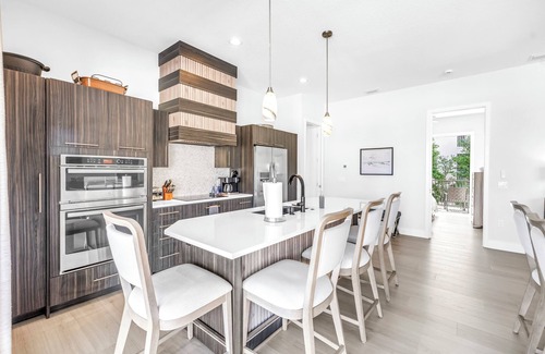 Siesta Key Condo | Gertrude's | Resort-like home & pool, 500ft to private beach access and Siesta's whitest sand!