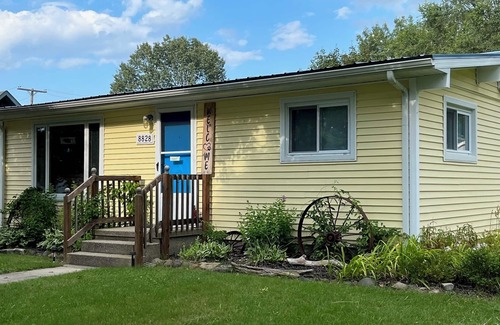 Port Austin Cottage | Get away from it all and relax with a view of Lake Huron in Downtown Port Austin