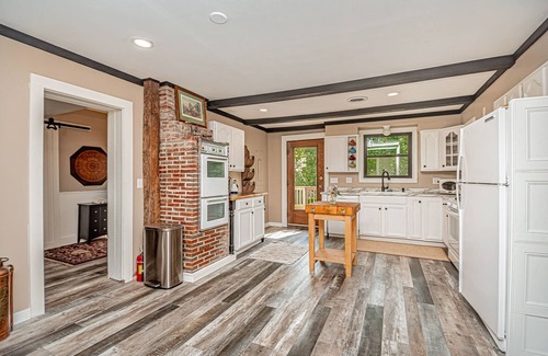 Saint Marys  Allen County House | Get Away From It All!