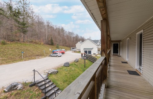 Haliburton Hotel | GetAways at Haliburton Heights