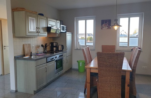 Karlshagen Apartment | GF 2 - Peene & Baltic Sea - Karlshagen, Holiday home at the Peene harbor