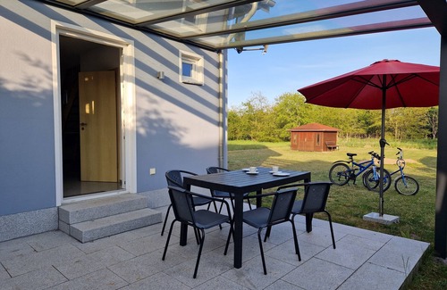 Karlshagen Apartment | GF 2 - Peene & Baltic Sea - Karlshagen, Holiday home at the Peene harbor