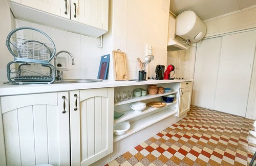 Quartier Chorier-Berriat Apartment | #GF The Grenoble Beret ❤️ next to the train station et GEM