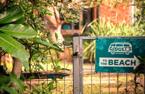 Nelson Bay Apartment | Gidgets on Gretel - less than 250m from the beach