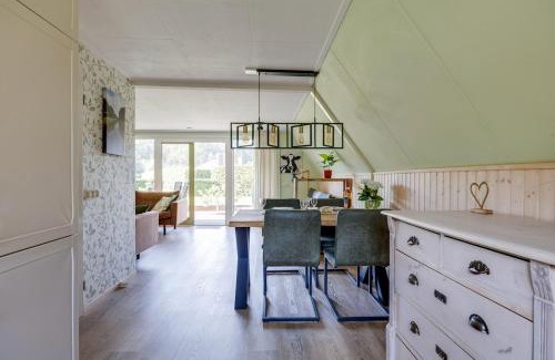 Zwiggelte House | Gierzwaluw I Stijlvolle Cottage met Mooie Tuin