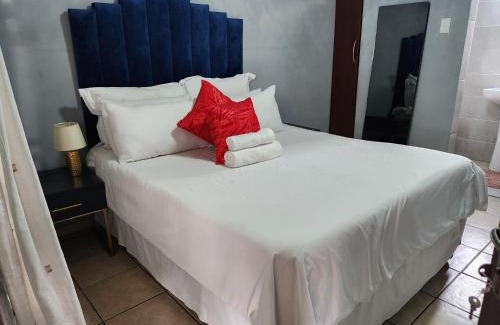 Emalahleni House | Gift from G guesthouse