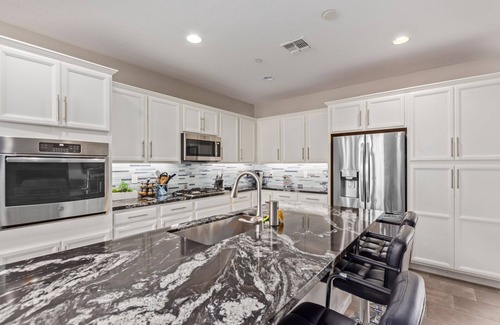 Gilbert House | Gilbert Haven: A Family Delight in Enchanting Community