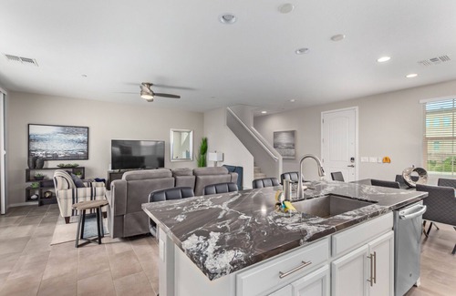 Gilbert House | Gilbert Haven: A Family Delight in Enchanting Community