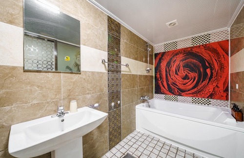 Gimhae Hotel | Gimhae Samgye M