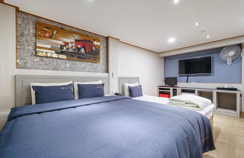 Gimhae Hotel | Gimhae Samgye M