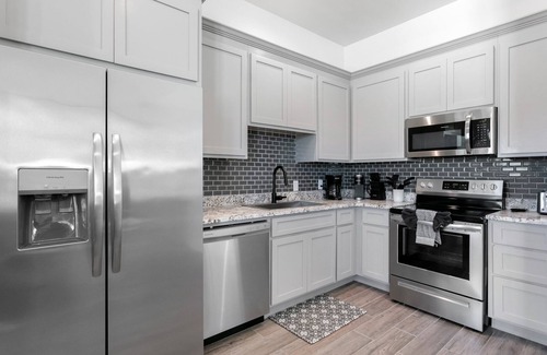 Fredericksburg Condo | GinGin's Cottage | 1/1, Hot Tub, Grill, Washer/Dryer