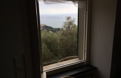 Lerici House | Gio's house, sea view, in the village of La Serra di Lerici