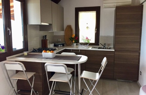 Torre di Bari Condo | Giorgio Holiday Home. Comfort and Relax for the Family, Just Steps from the Sea