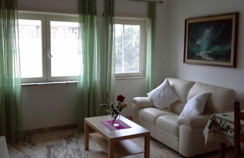 Minturno Apartment | GIRASOLE a due passi dal mare