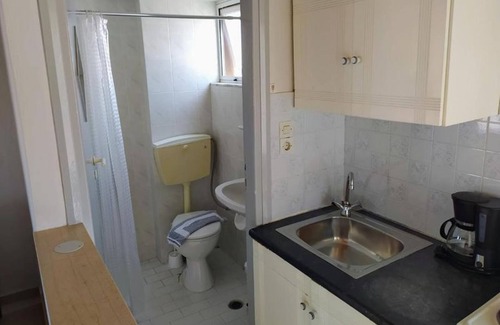 Kato Stalos House | Girogiali beach hotel