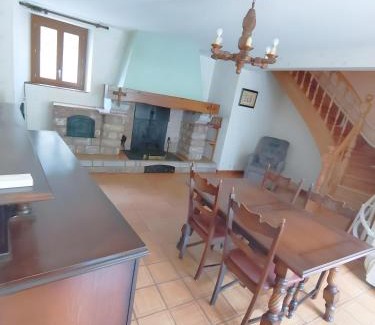 Cazaux-Layrisse House | Gite à Cazaux - Bagnères de Luchon