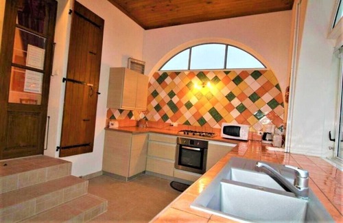 Mercuer Cottage | Gîte 2/4p, 1 bedroom, 1 shower room, heated outdoor swimming pool, park, jacuzzi, trampoline