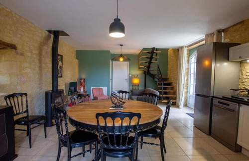 Archignac Cottage | Gite Archignac, 3 bedrooms, 6 persons