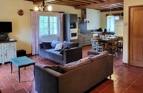 Beleymas House | Gite Bertrand Talué Périgord Pourpre - Indoor swimming pool - sleeps up to 9