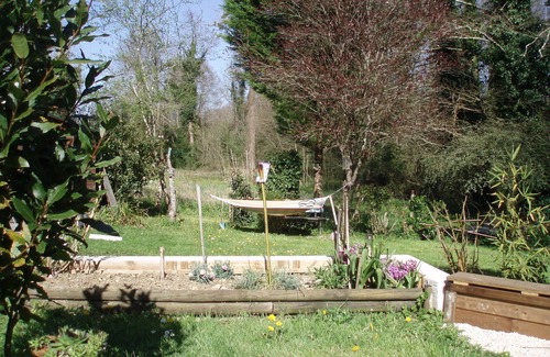 Saint-Cesaire House | Gite "blue shutters" Small country house in Charente Maritime