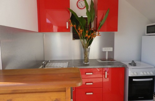 Malendure House | GITE COLIBRI VUE MER - DIRECT BEACH ACCESS - 80 M