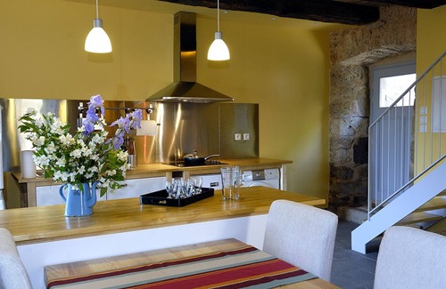 Salles-la-Source House | Gite de la Cascade, Pour 4 Personnes, Animaux Acceptés, Entre Rodez et Conques